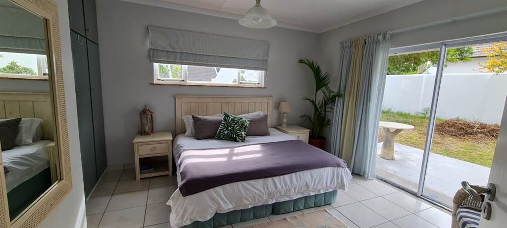 4 Bed House in St Francis Bay photo number 28