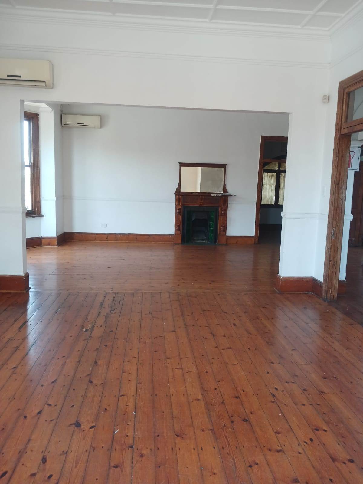 180  m² Office Space in Glenwood photo number 4