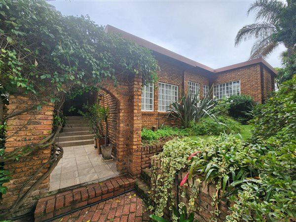 3 Bed House in Constantia Park