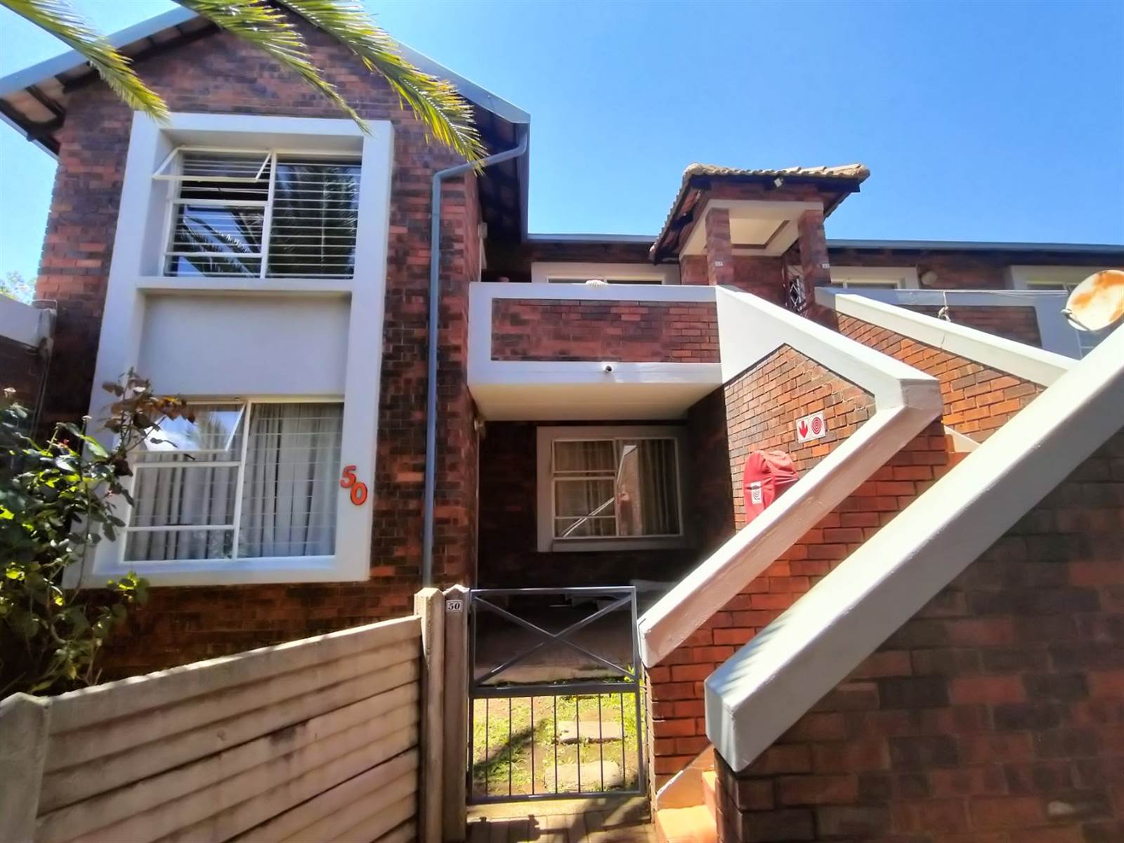 2 Bed House in Glen Marais photo number 2