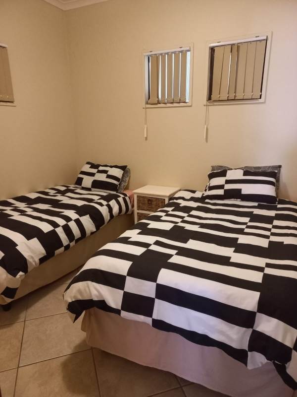 3 Bed Apartment in Lamberts Bay photo number 26