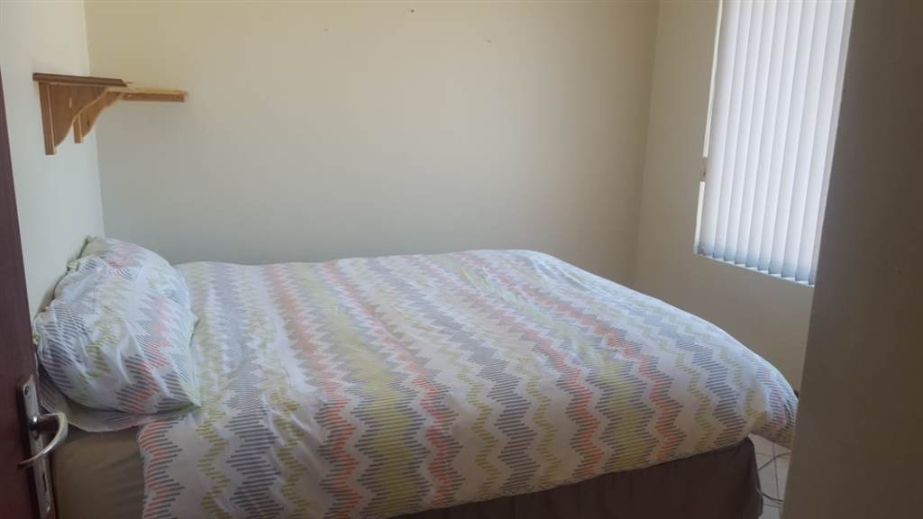 3 Bed Apartment in Lamberts Bay photo number 18
