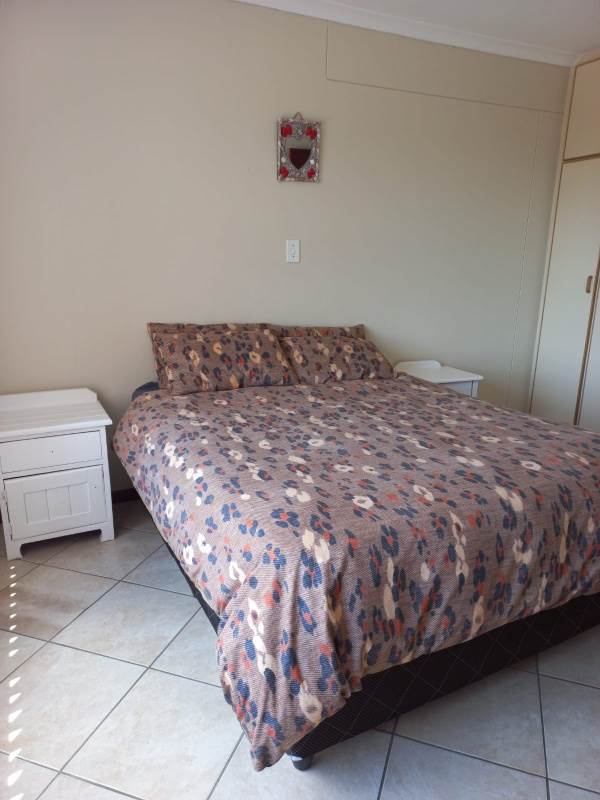 3 Bed Apartment in Lamberts Bay photo number 24