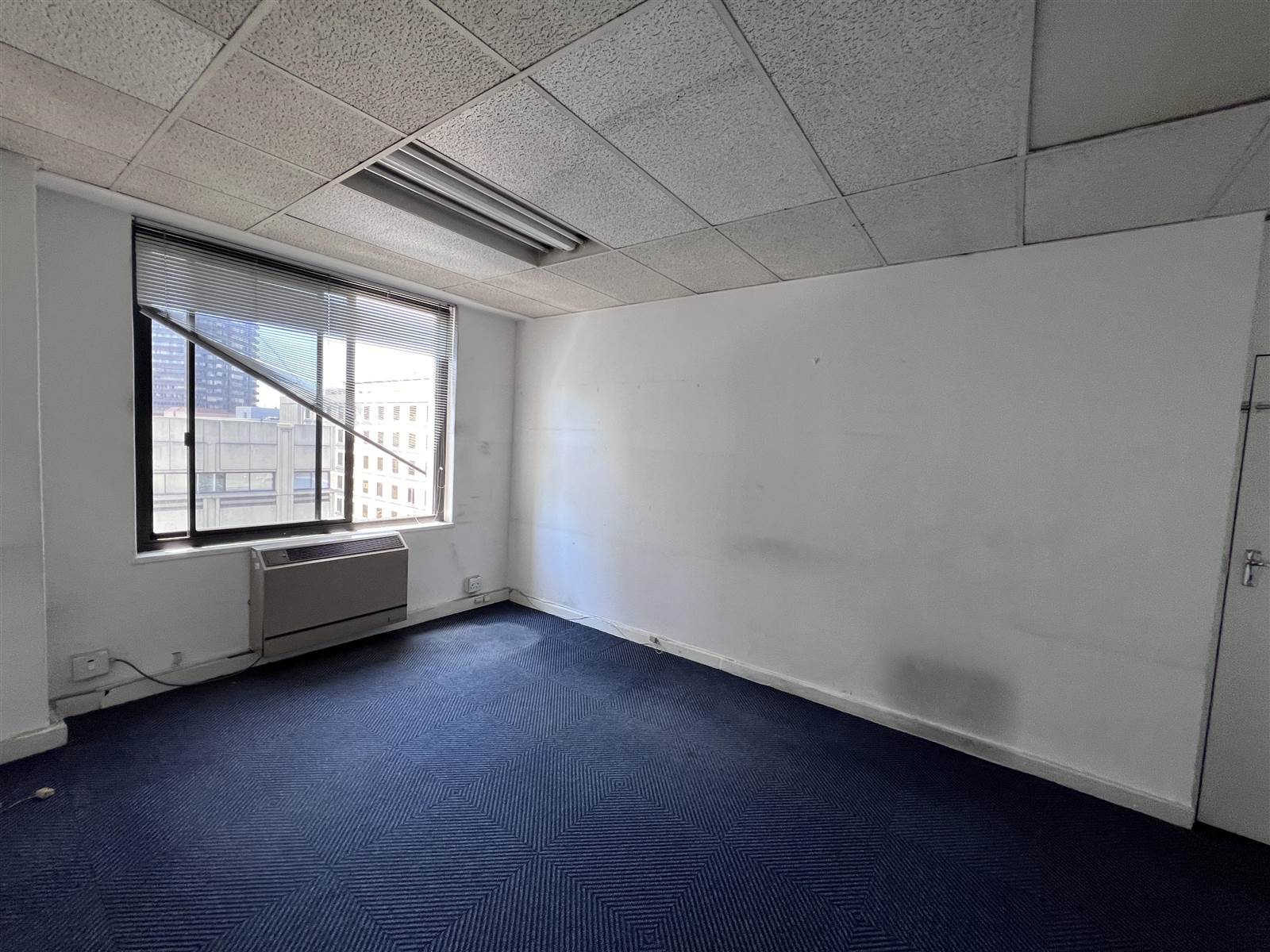 32  m² Commercial space in Cape Town City Centre photo number 2