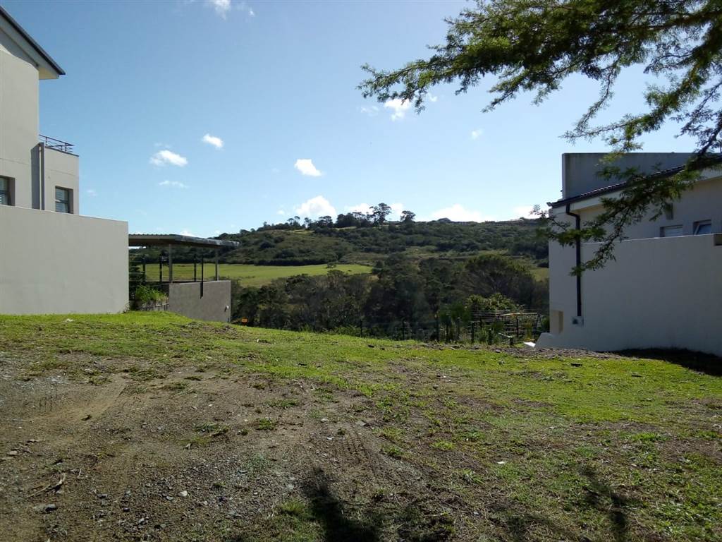 244 m² Land available in Beacon Bay photo number 3