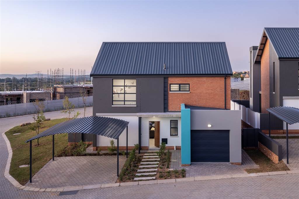 3 Bedroom Duplex 3 Bedroom Duplex