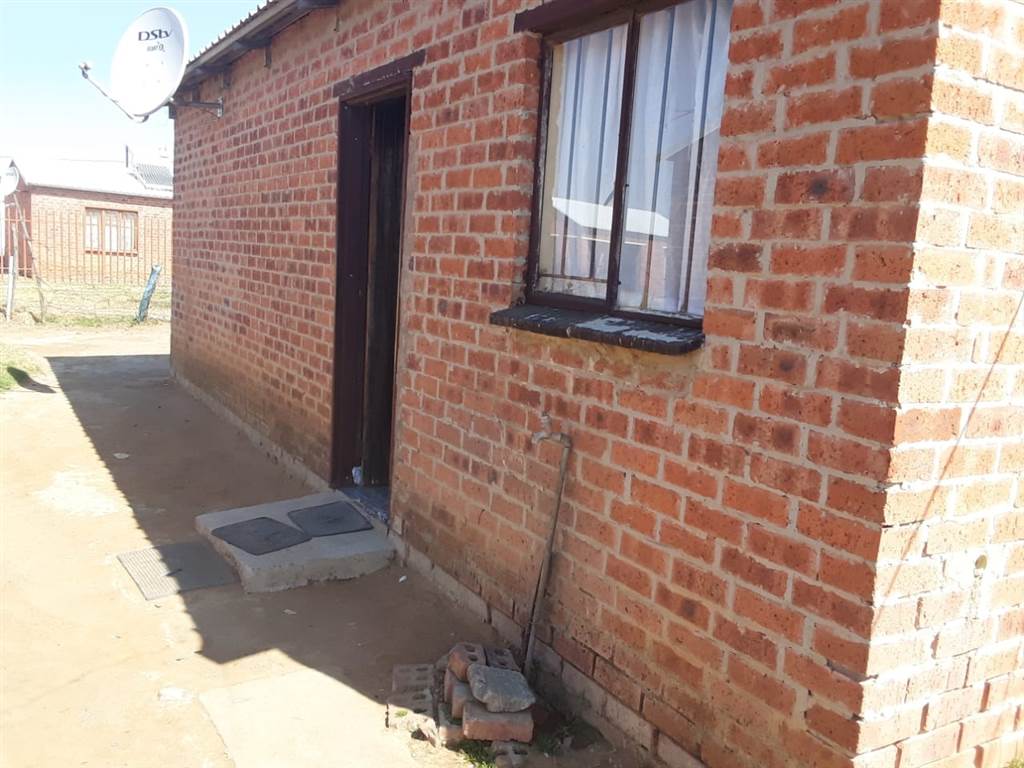 2 Bed House in Welkom photo number 5