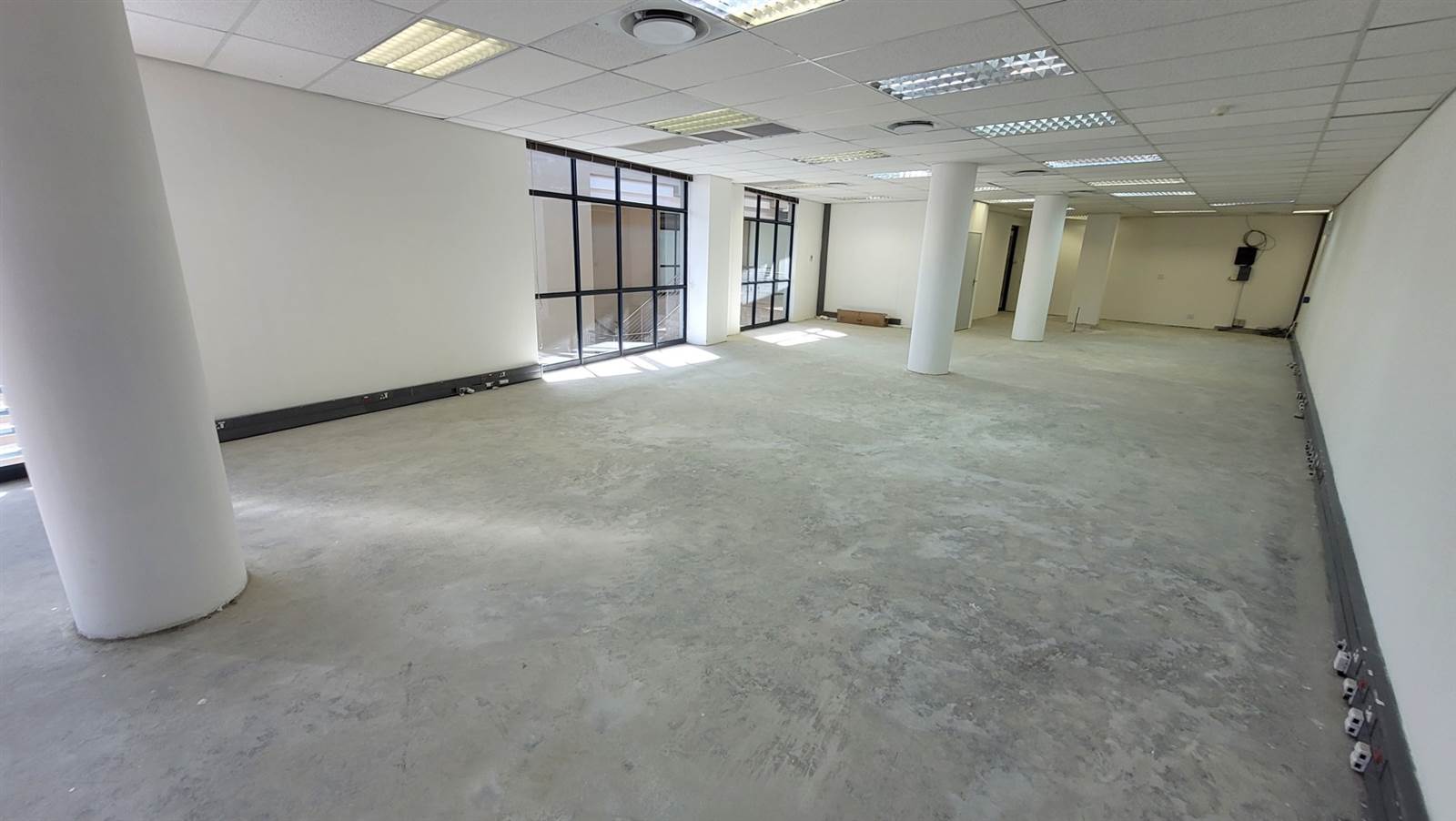 175  m² Office Space in Brooklyn photo number 8