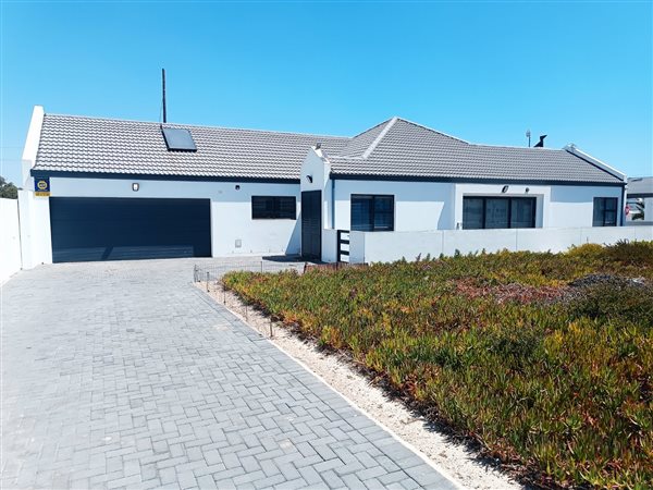 3 Bed House in Golden Mile