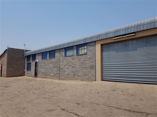 1044  m² Industrial space in Ladanna