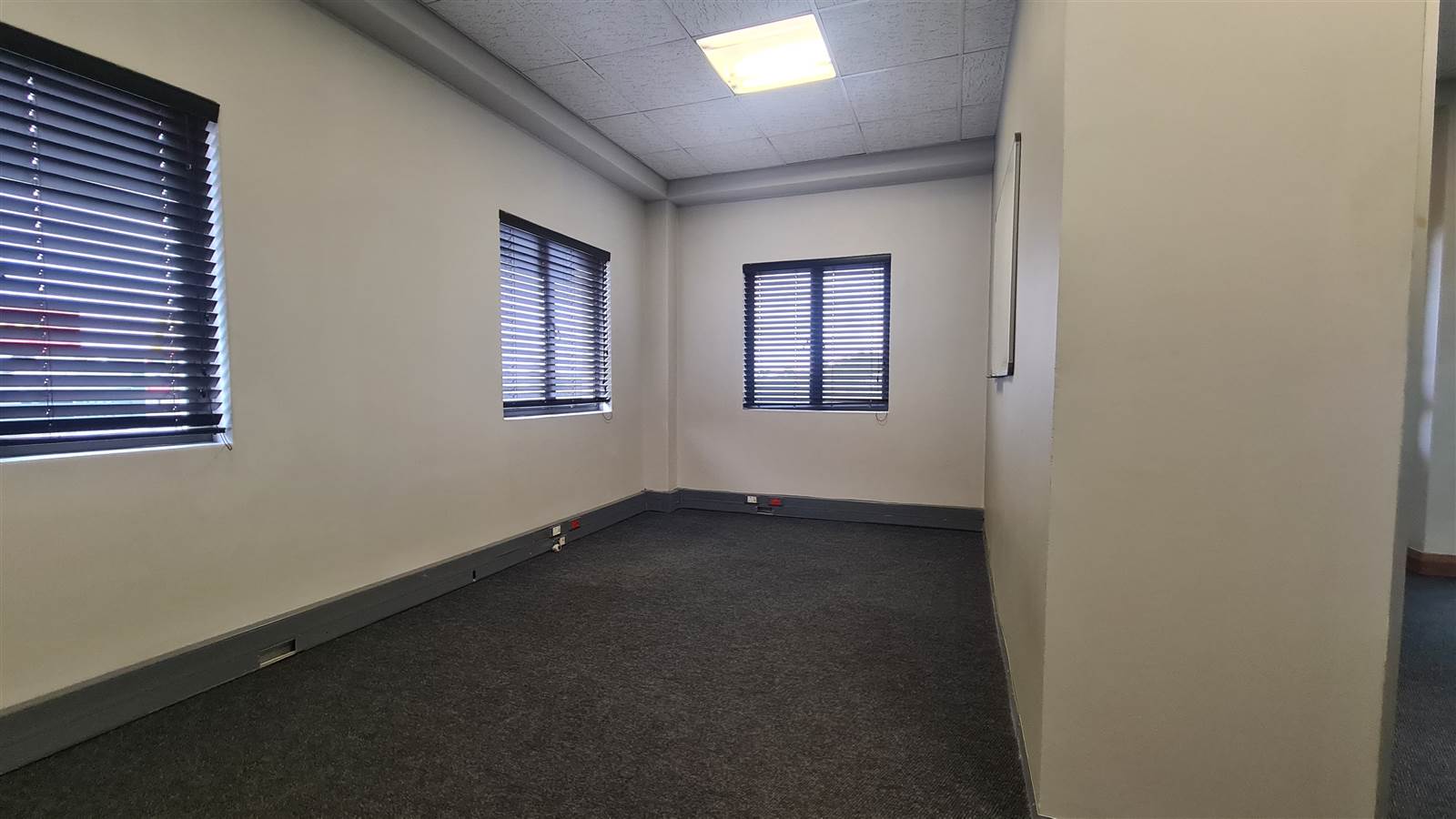 241  m² Commercial space in Hillcrest Central photo number 7