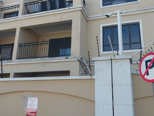 3 Bedroom Apartment 3 Bedroom Apartment
