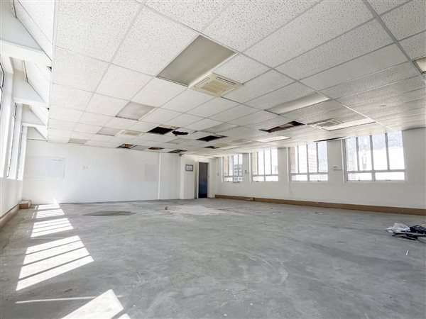 160  m² Office Space