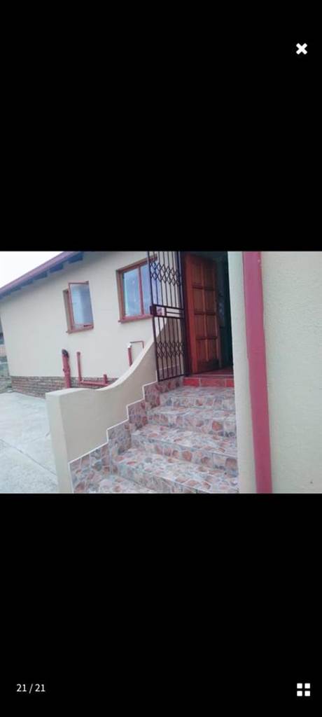 4 Bed House in Olievenhoutbosch photo number 16