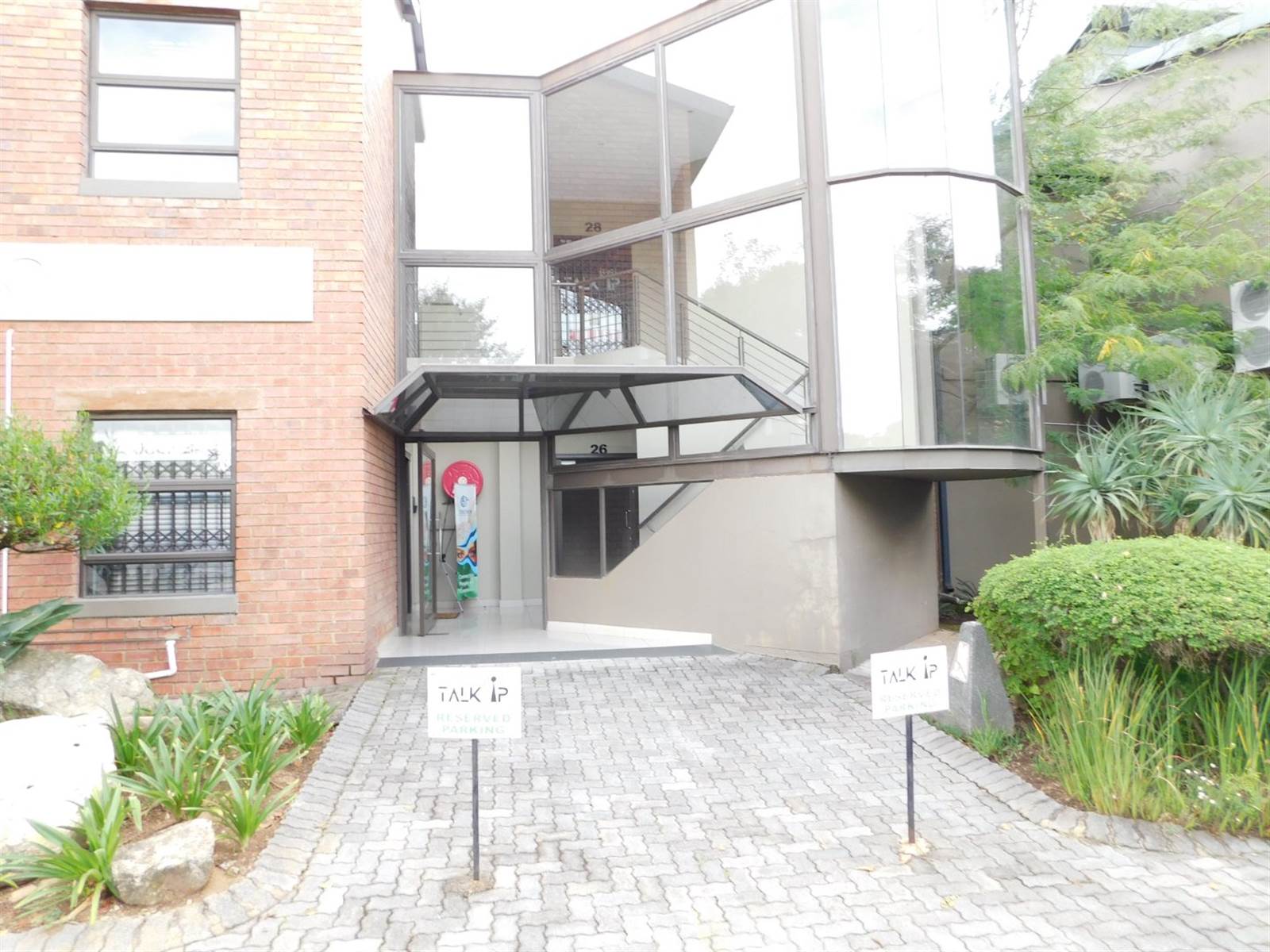 330  m² Commercial space in Randpark Ridge photo number 3