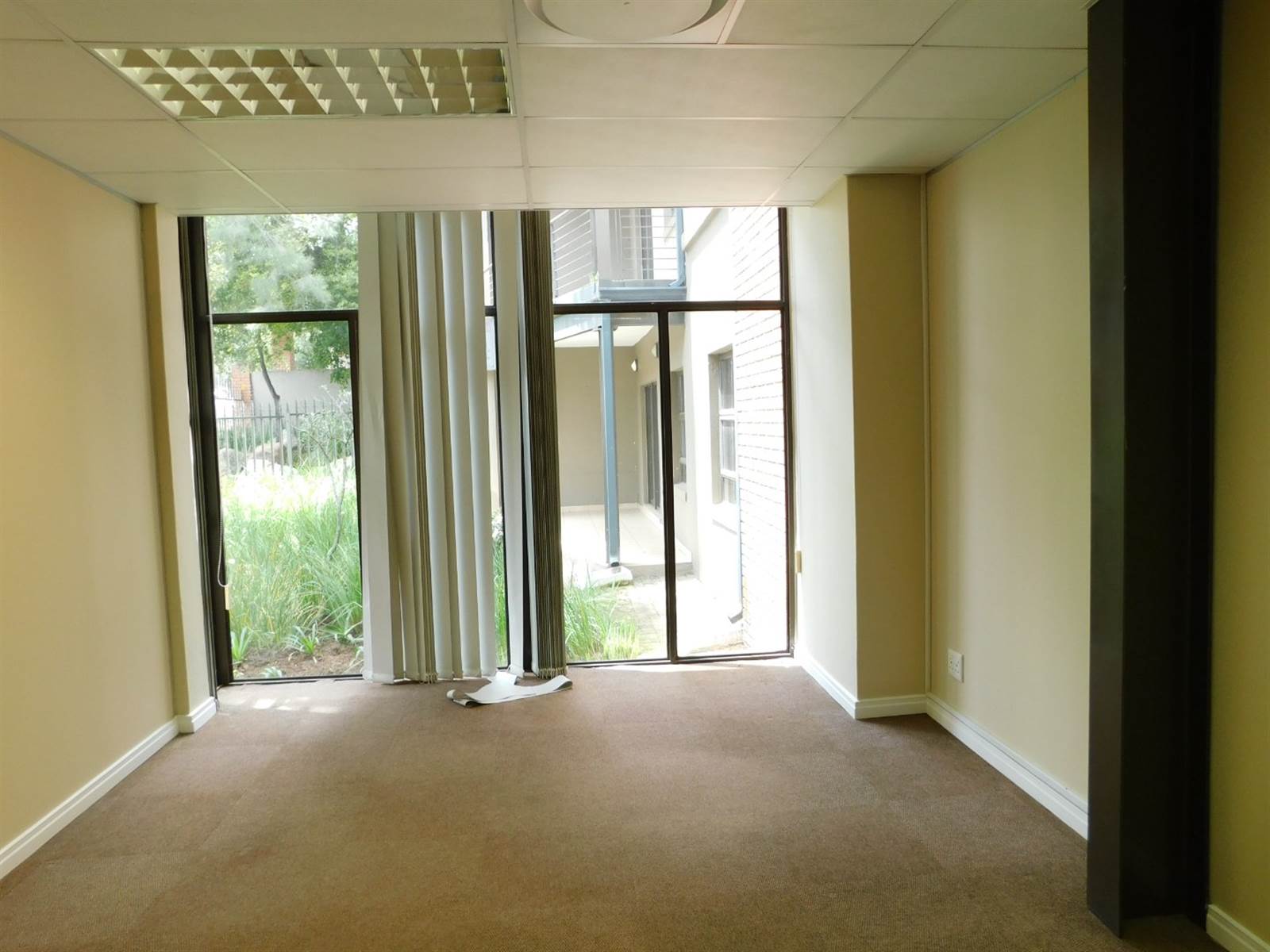330  m² Commercial space in Randpark Ridge photo number 6