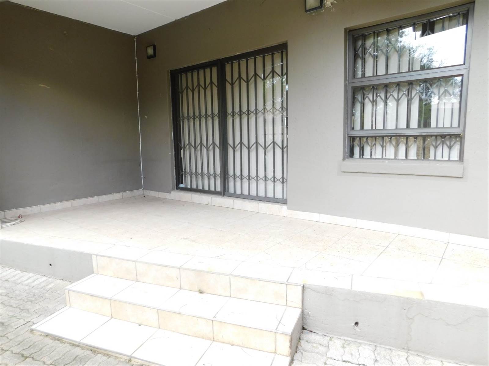 330  m² Commercial space in Randpark Ridge photo number 15