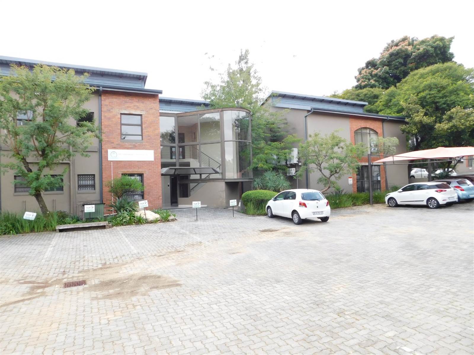 330  m² Commercial space in Randpark Ridge photo number 20