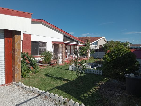 3 Bedroom House 3 Bedroom House