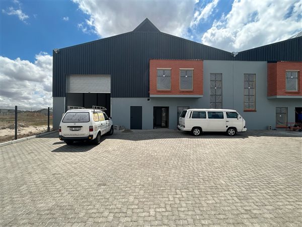 505  m² Industrial space