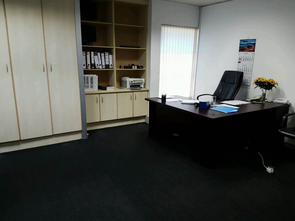 247  m² Office Space in Westville photo number 5