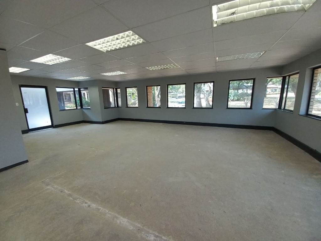 5745  m² Commercial space in Bryanston West photo number 15