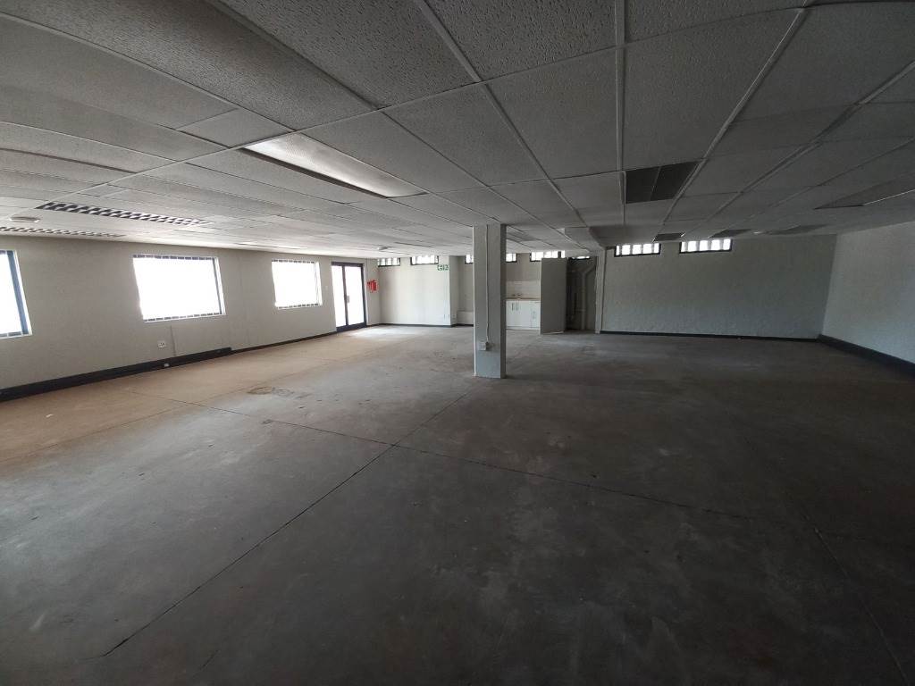 5745  m² Commercial space in Bryanston West photo number 17