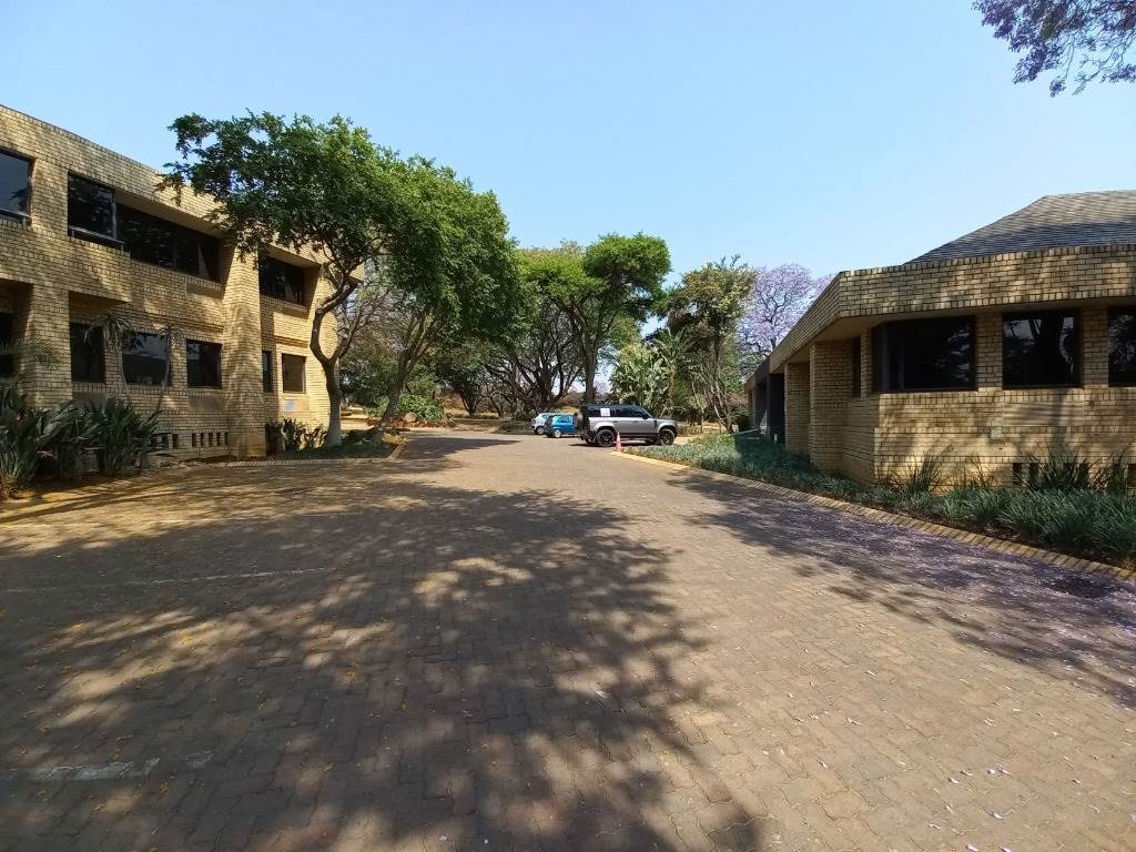 5745  m² Commercial space in Bryanston West photo number 10