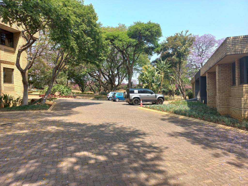 5745  m² Commercial space in Bryanston West photo number 11