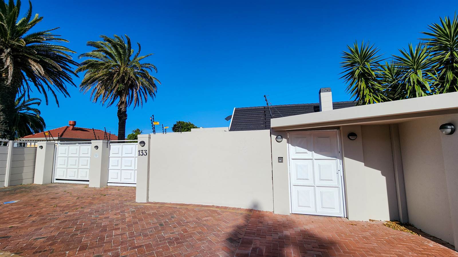 2 Bed House in Rondebosch photo number 4