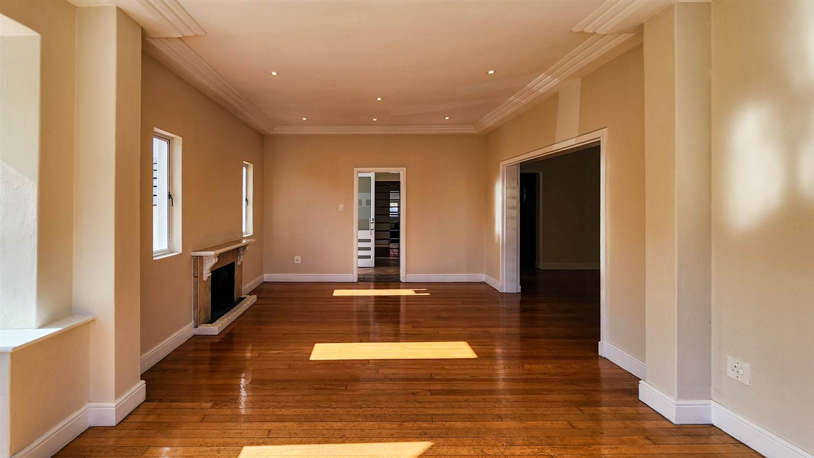 2 Bed House in Rondebosch photo number 6