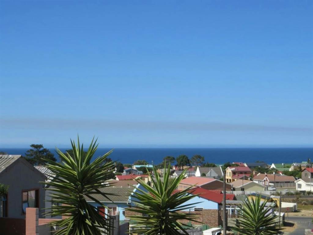 380 m² Land available in Kleinmond photo number 1