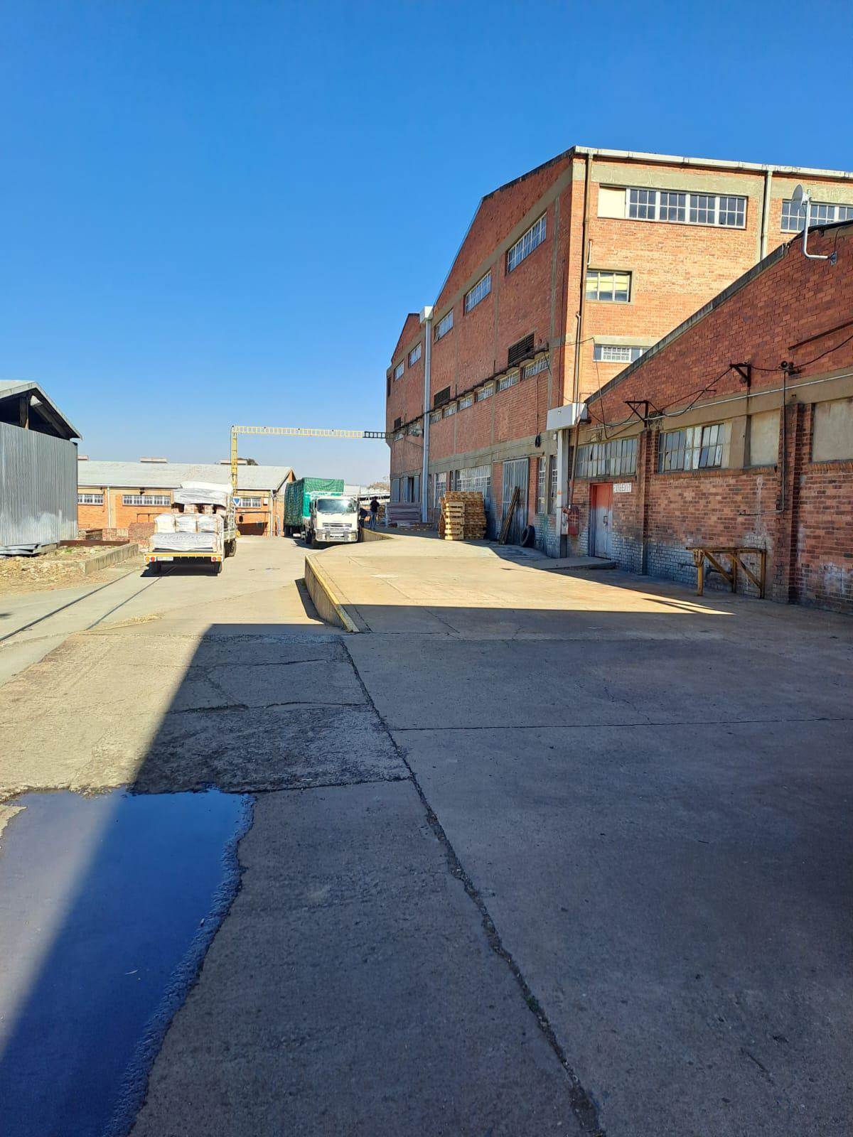 100000  m² Industrial space in Ladysmith Central photo number 13