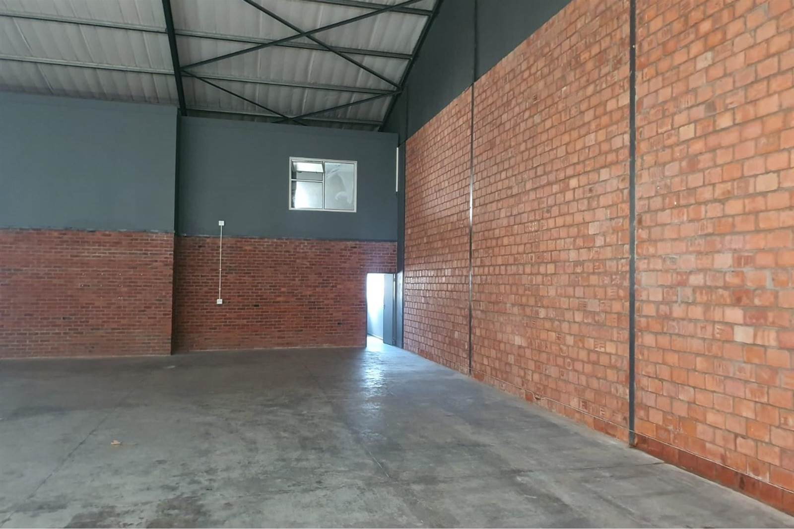 691  m² Industrial space in Greenbushes photo number 5