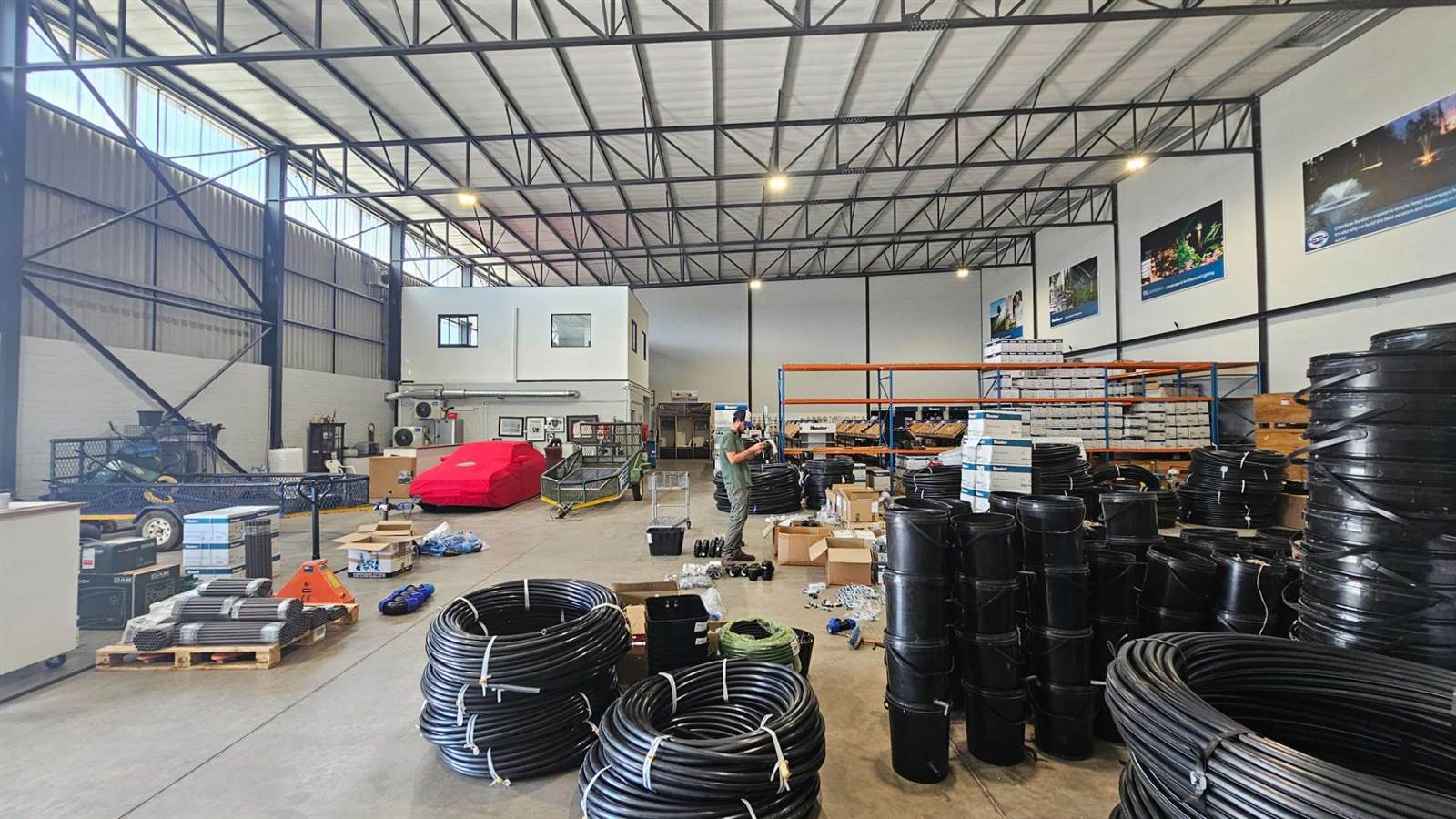 751  m² Industrial space in Bellville Central photo number 1