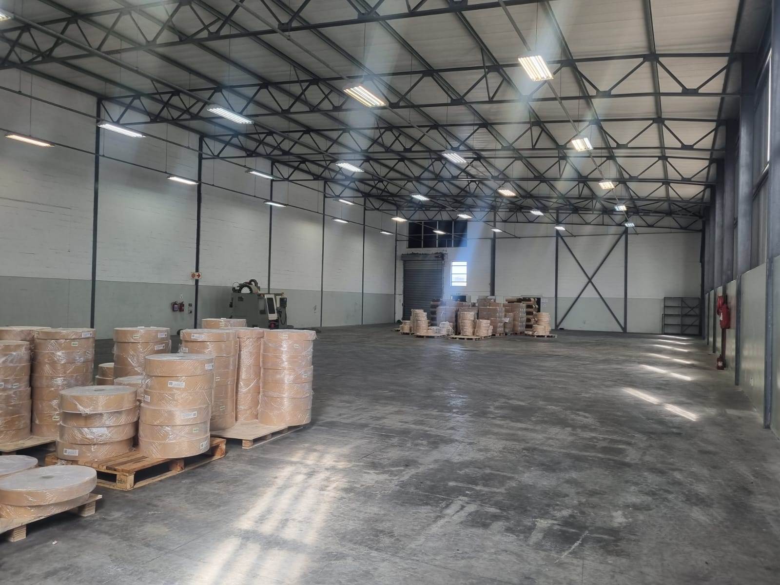 795  m² Industrial space in Muizenberg photo number 2