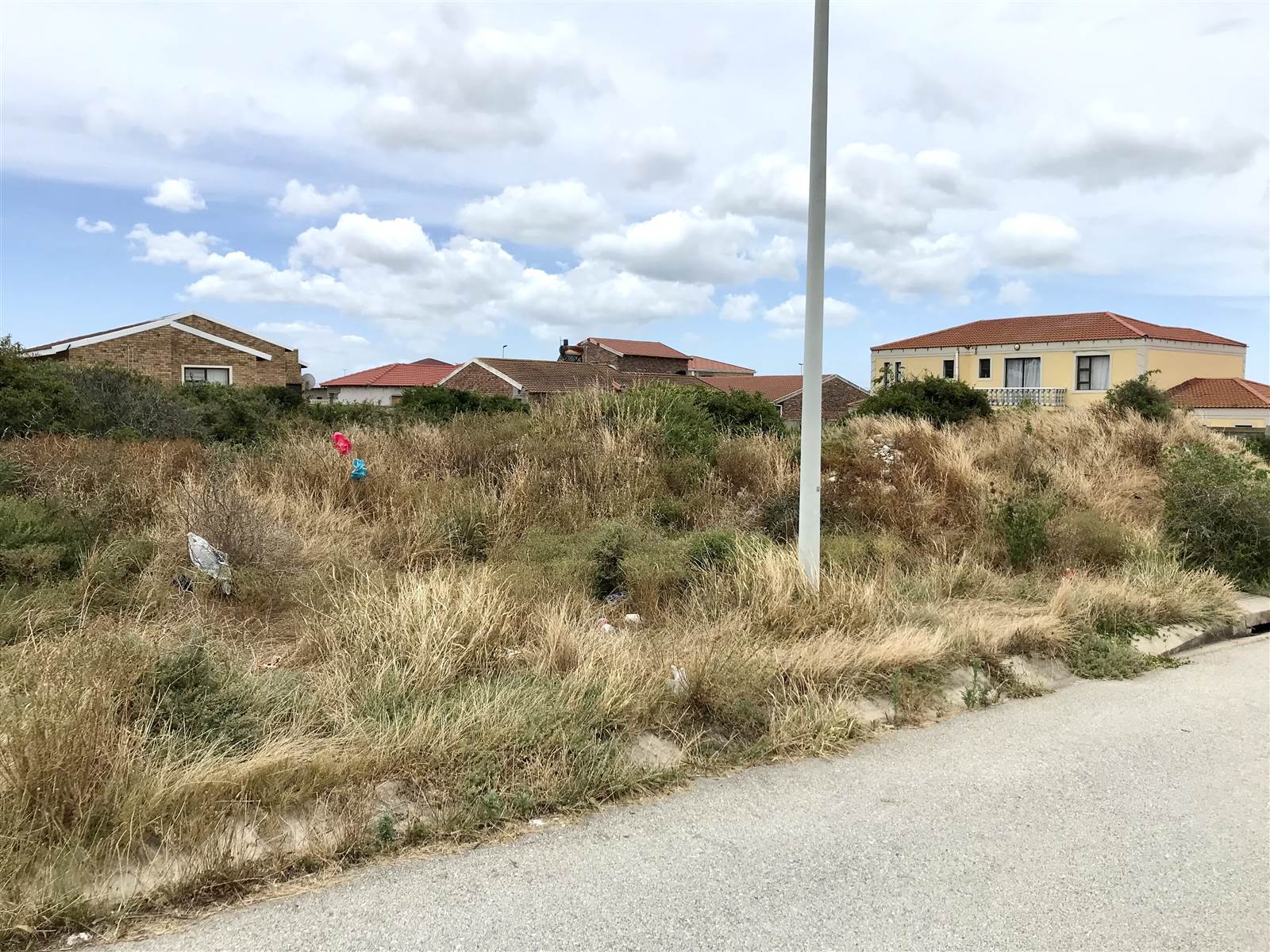 490 m² Land available in Bluewater Bay photo number 4