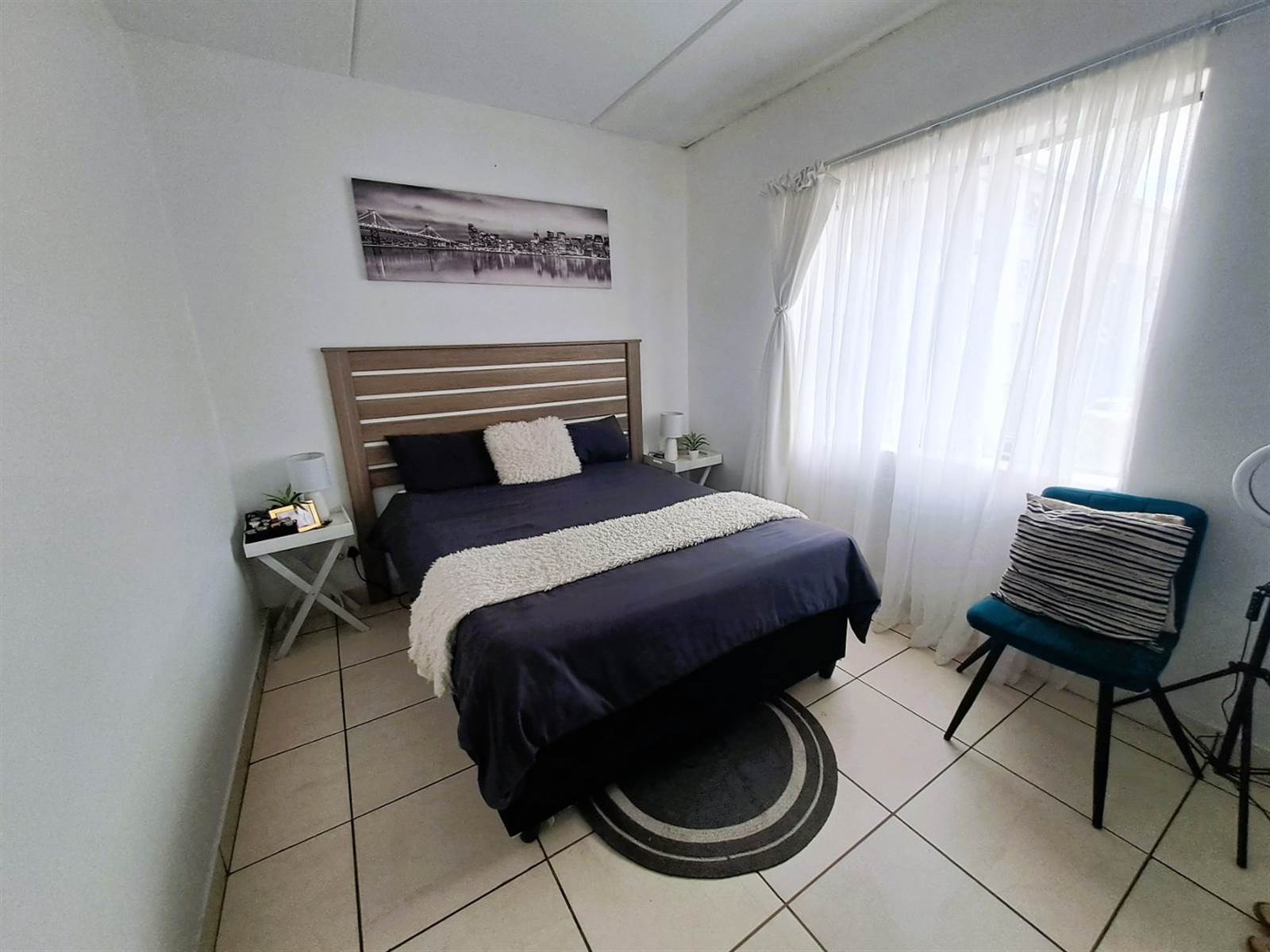 2 Bed Apartment in Scottsdene photo number 6