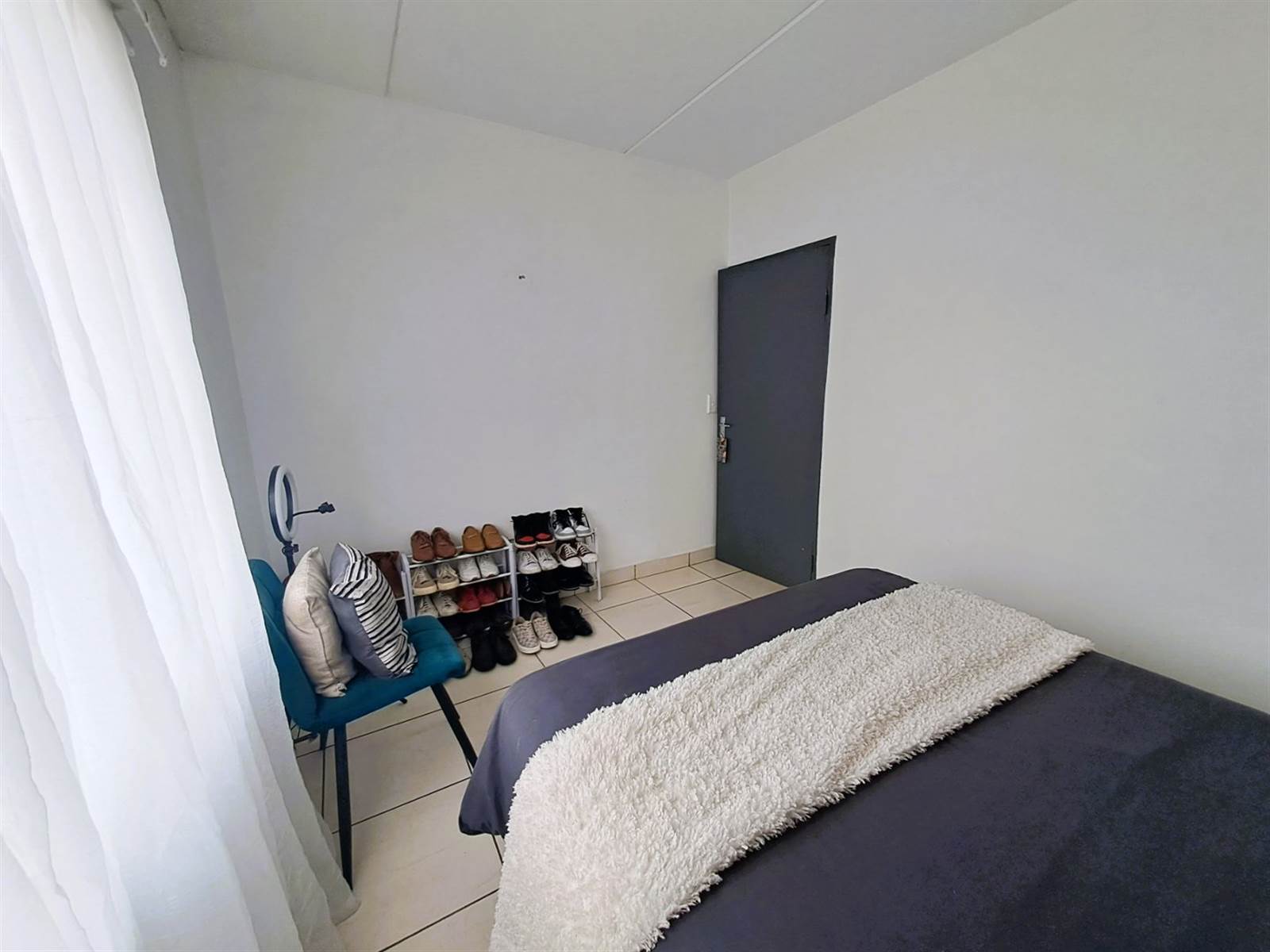 2 Bed Apartment in Scottsdene photo number 7