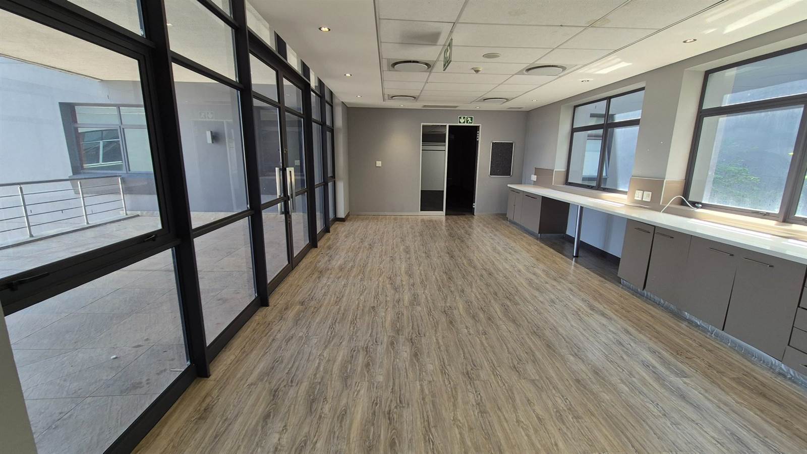 1730  m² Office Space in Menlyn photo number 25