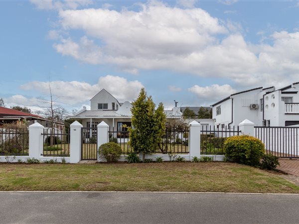 3 Bedroom House 3 Bedroom House