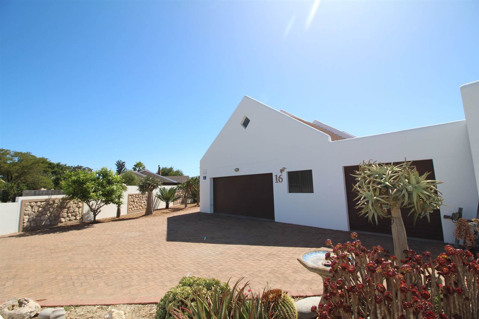 2 Bed House in Port Owen photo number 1