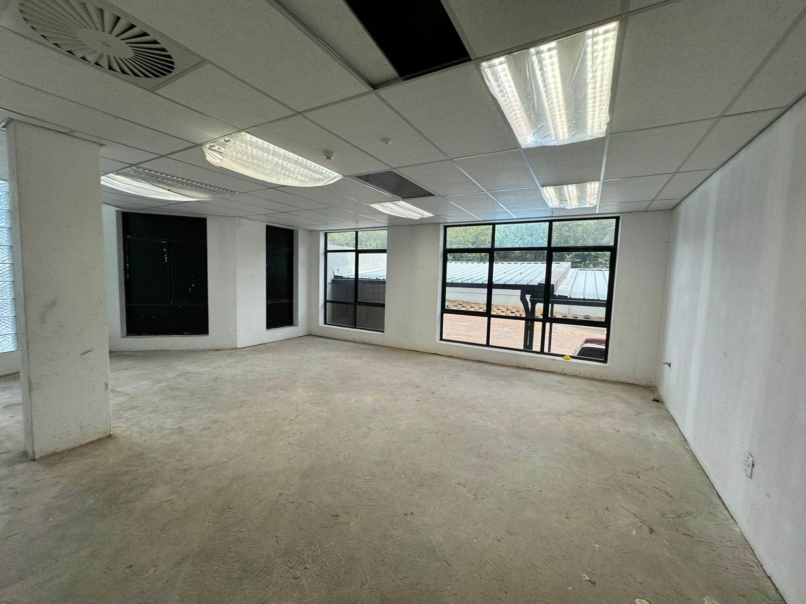 60  m² Commercial space in Morningside photo number 23