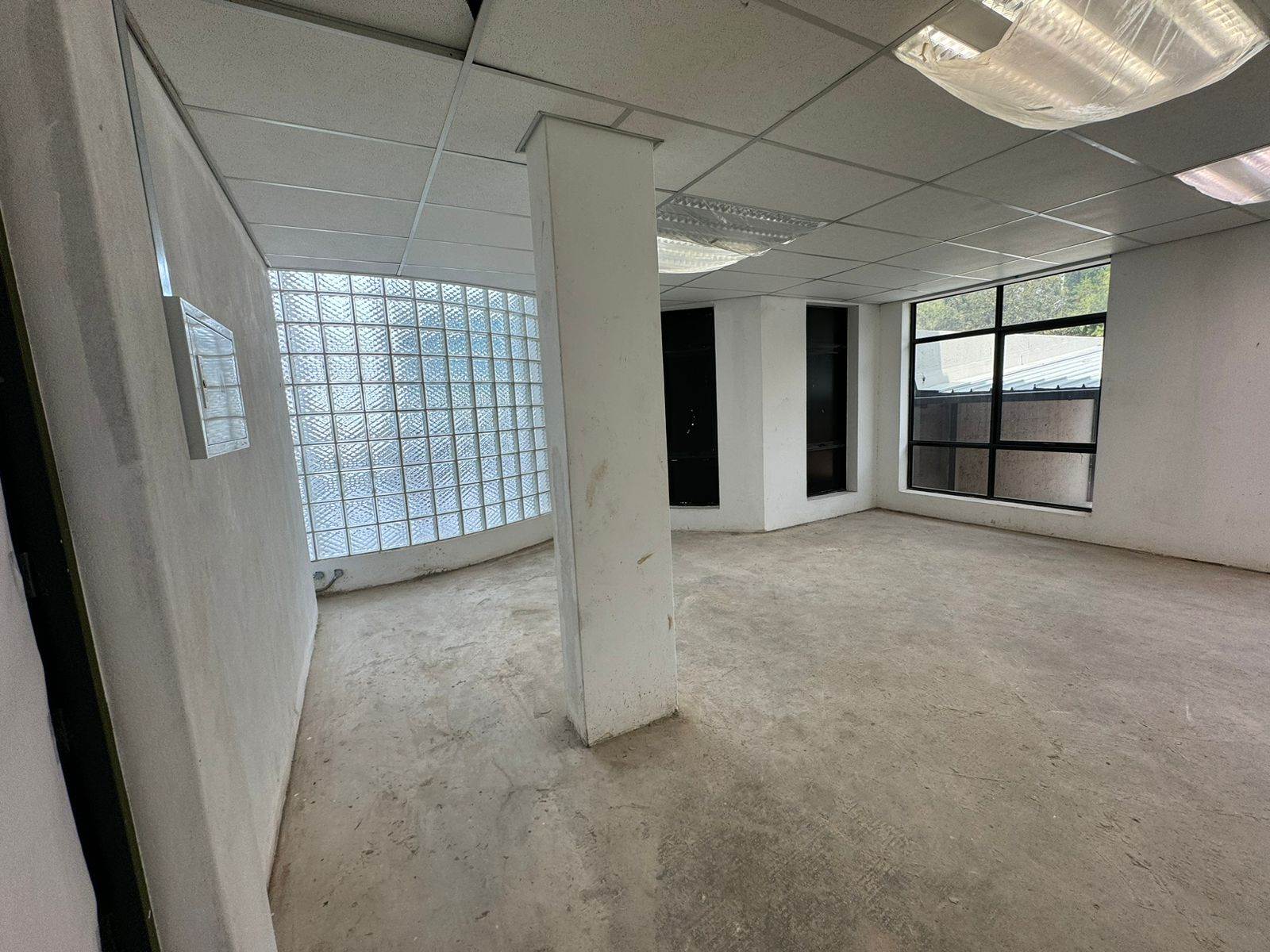 60  m² Commercial space in Morningside photo number 13