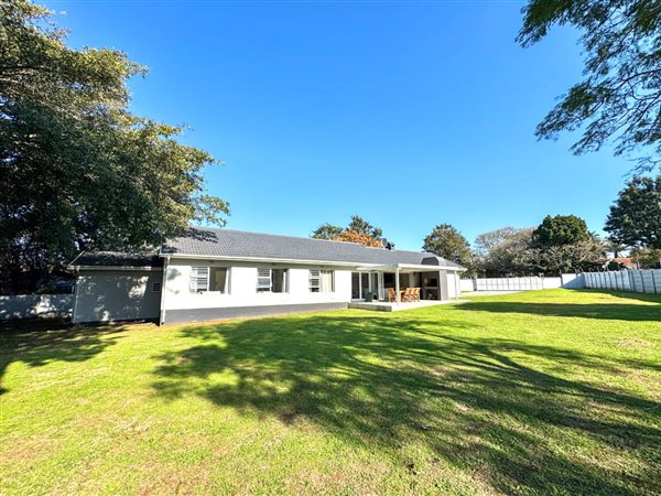 4 Bedroom House 4 Bedroom House