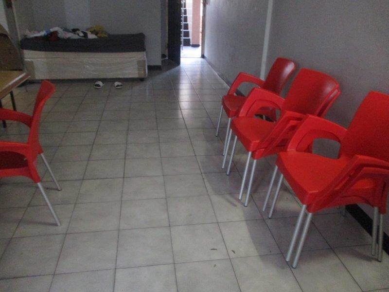 1.5 Bed Flat in Durban CBD photo number 6