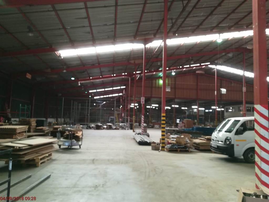 8966  m² Industrial space in Cleveland photo number 12