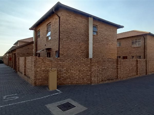 3 Bed Townhouse