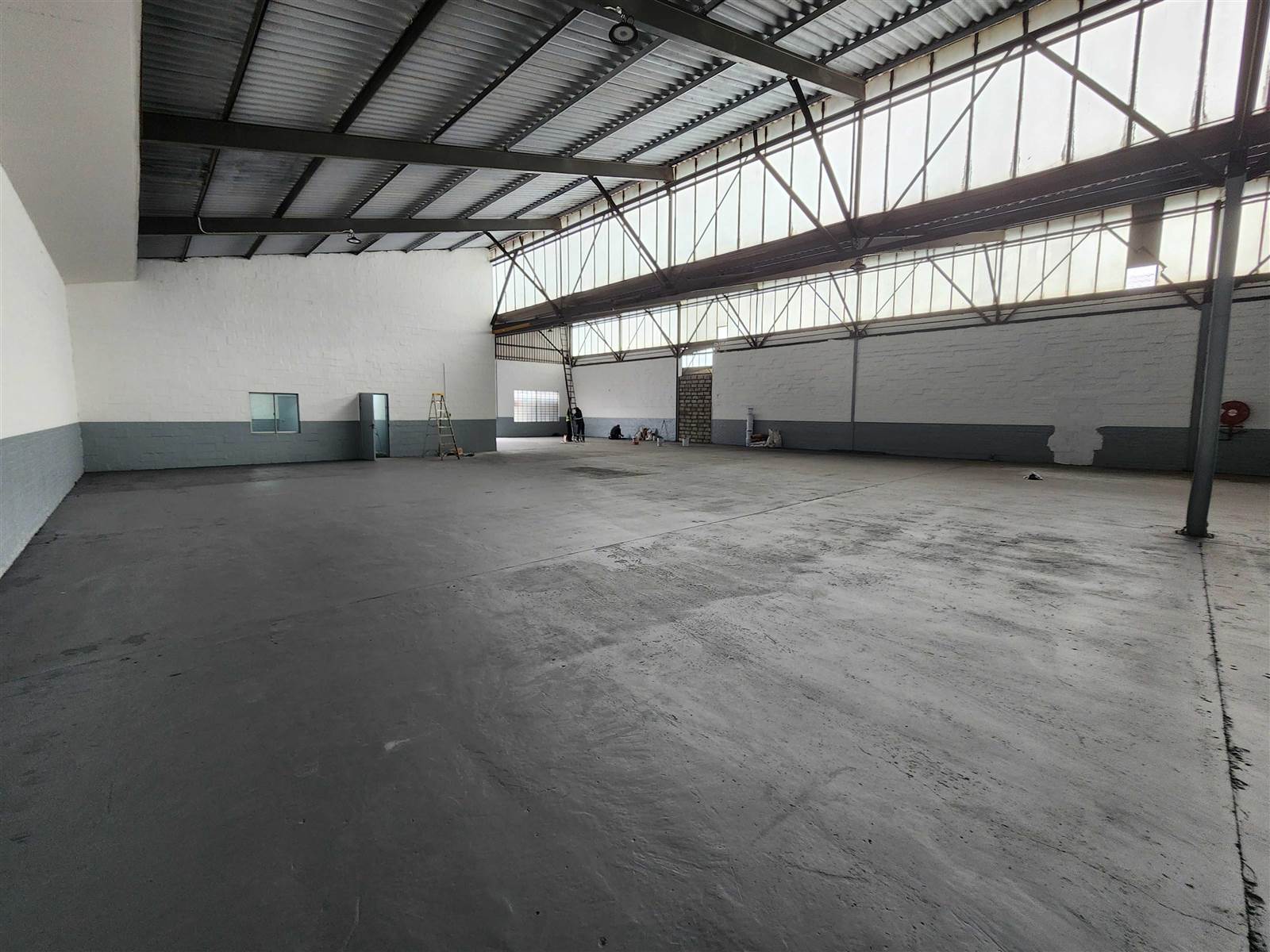 1240  m² Industrial space in Bellville South photo number 3