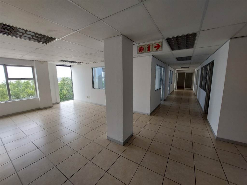 247  m² Office Space in Kyalami photo number 5